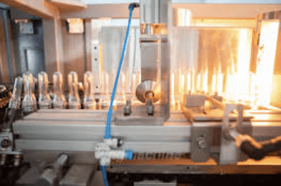 How a Water Filling Machine Manufacturer Enhances Modern Beverage Production