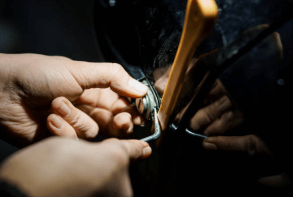 Emergency Locksmith Services A Complete Guide to Fast, Reliable, and Secure Solutions